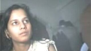 sexy gf fucked by bf shows to other friends live clip0 porn video